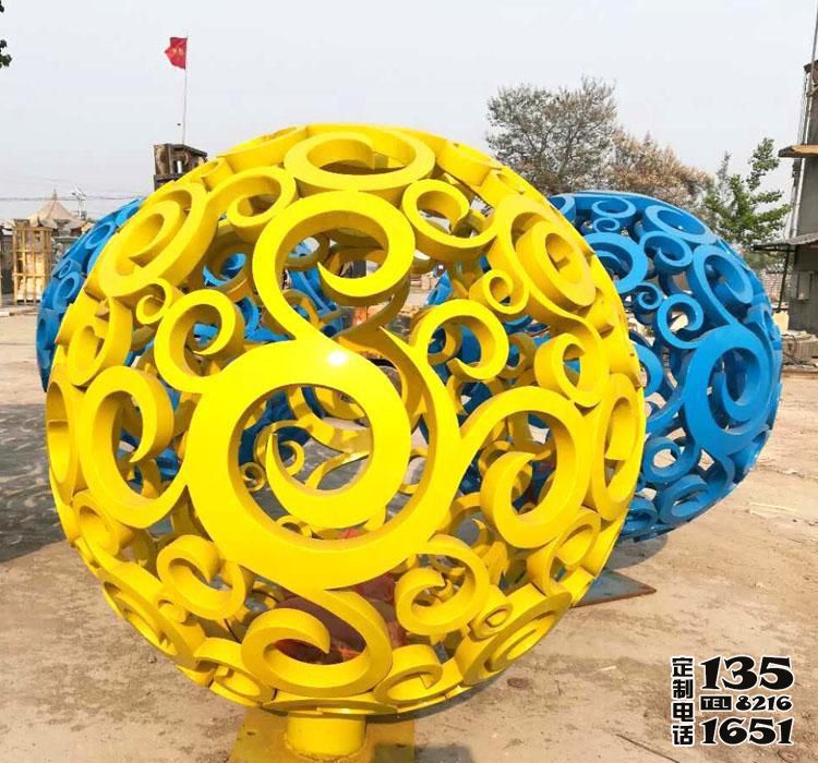 廣場(chǎng)不銹鋼彩繪鏤空球雕塑 廣場(chǎng)不銹鋼彩繪鏤空球雕塑