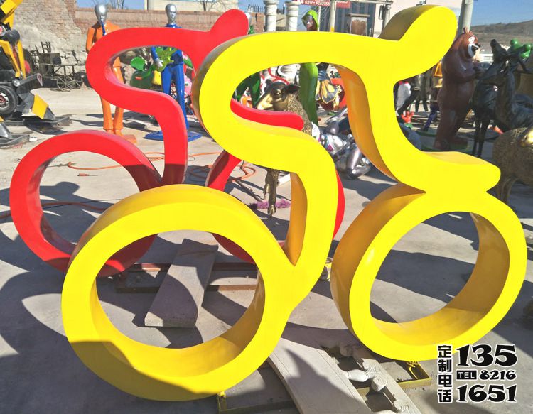 玻璃鋼彩繪抽象人物騎車雕塑單車賽車戶外運動雕塑 玻璃鋼彩繪抽象人物騎車雕塑單車賽車戶外運動雕塑