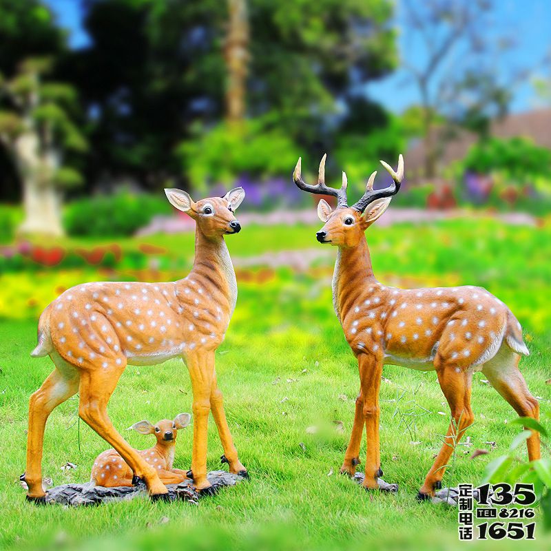 草坪戶(hù)外玻璃鋼仿真梅花鹿雕塑